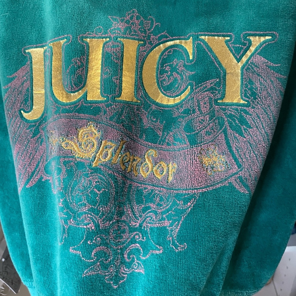 Vintage Juicy Splendor
